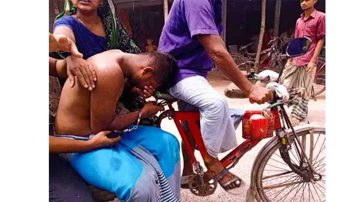 খুলনায় চতুর্থ শ্রেণির শিশুকে ধর্ষণের অভিযোগে পুলিশ সদস্য আটক