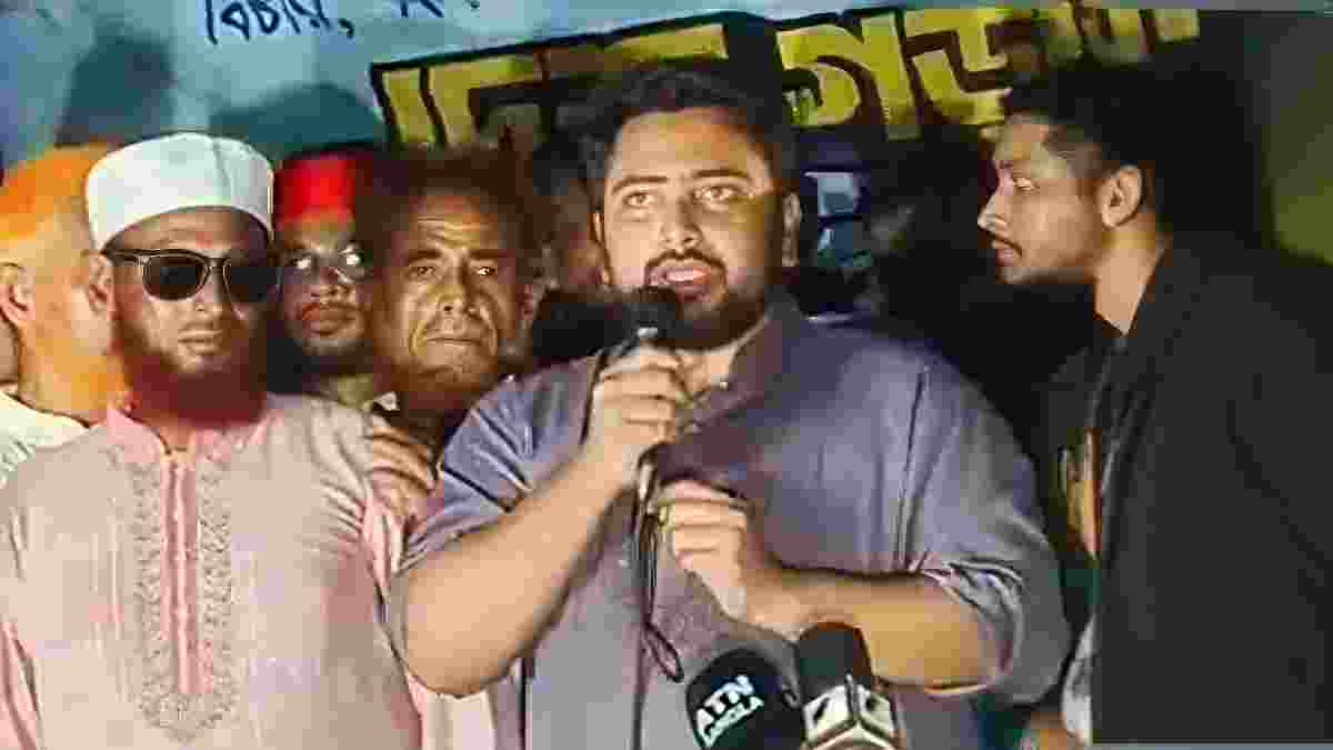 জাতীয় পার্টির বাংলাদেশের রাজনীতি করার কোনো অধিকার নেই: নুরকে দেখতে গিয়ে নাহিদ ইসলাম
