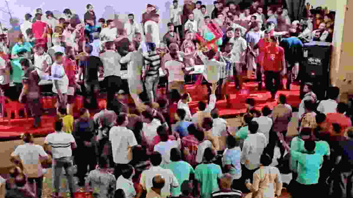 বিএনপির কাউন্সিলে ভোট গণনাকালে হট্টগোল-ব্যালট ছিনতাই